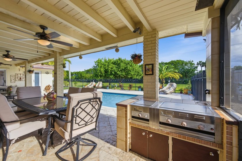 Beautifully maintained three bedroom, two bathroom With option - photo 26