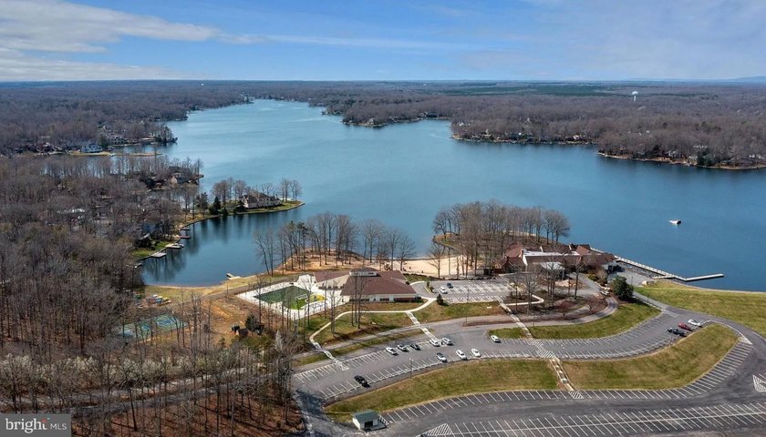 Nestled in the prestigious Lake of the Woods community, this - photo 48