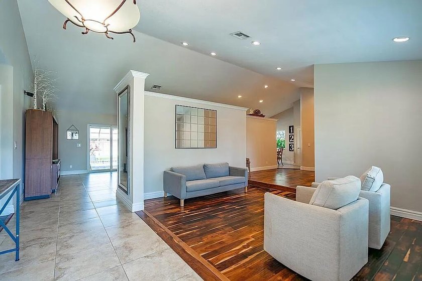 Welcome to 22373 Ensenada Way a spacious and beautifully - photo 11