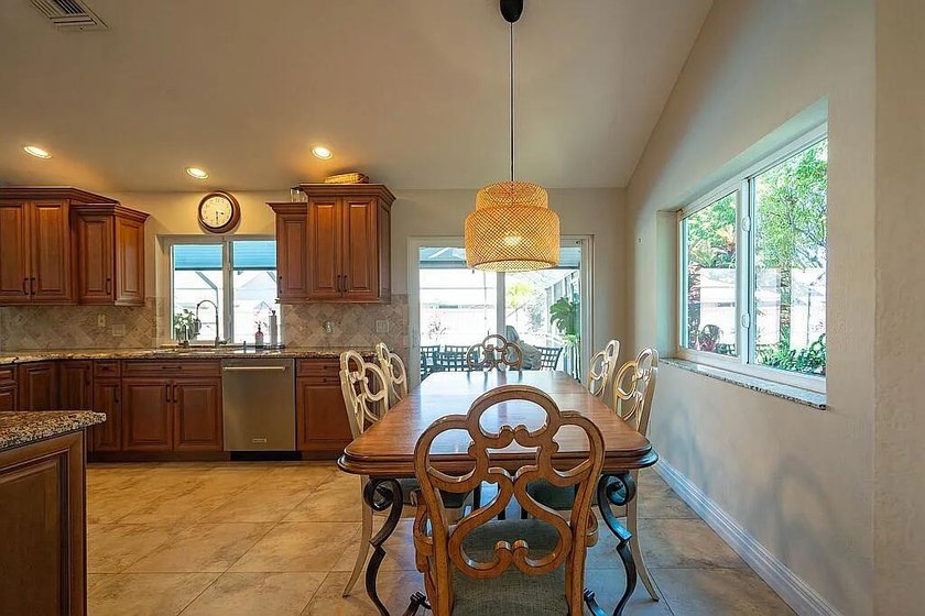 Welcome to 22373 Ensenada Way a spacious and beautifully - photo 16