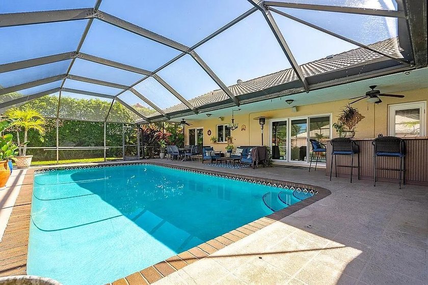 Welcome to 22373 Ensenada Way a spacious and beautifully - photo 21
