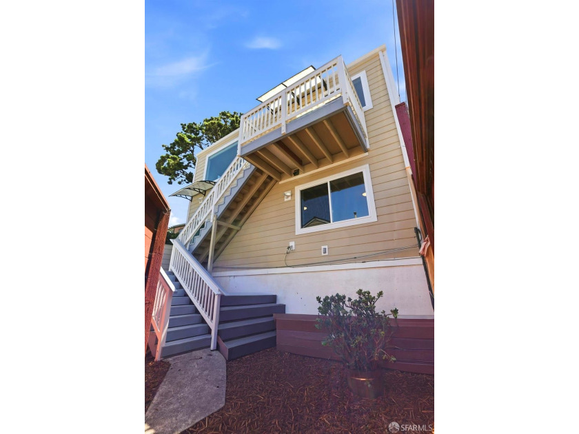 Nestled in the heart of coveted Noe Valley, this charming - photo 4
