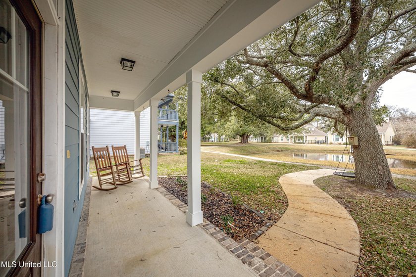 Located within the Ocean Springs Golf Cart District, this - photo 9
