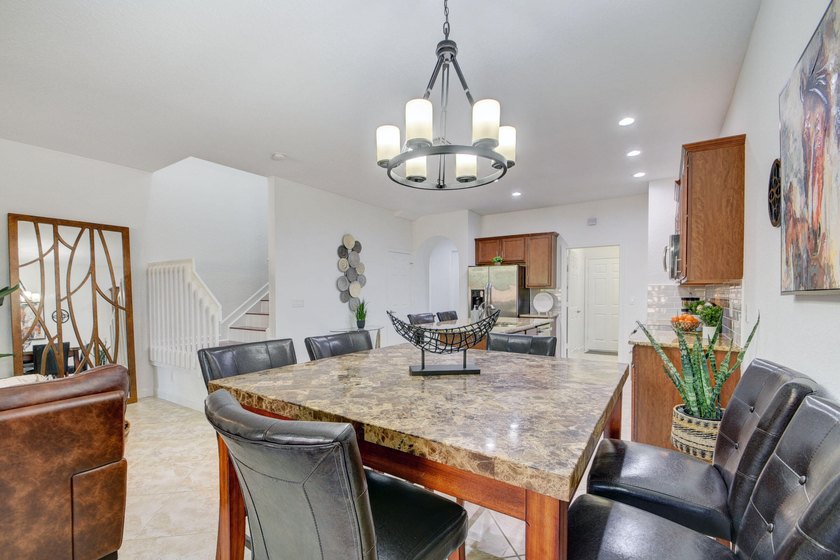 FURNISHED upscale lovely townhome located in a boutique gated - photo 8