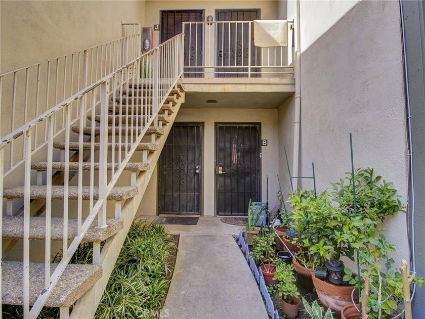 Handyman's Special in Prime Torrance Location - Priced to Sell - photo 11