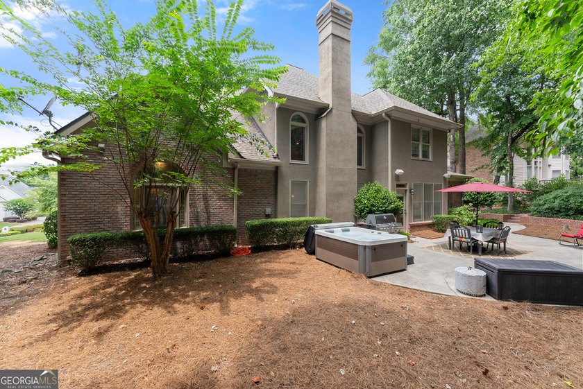 Captivating Remodeled European Retreat in Polo Golf &amp; Country - photo 24