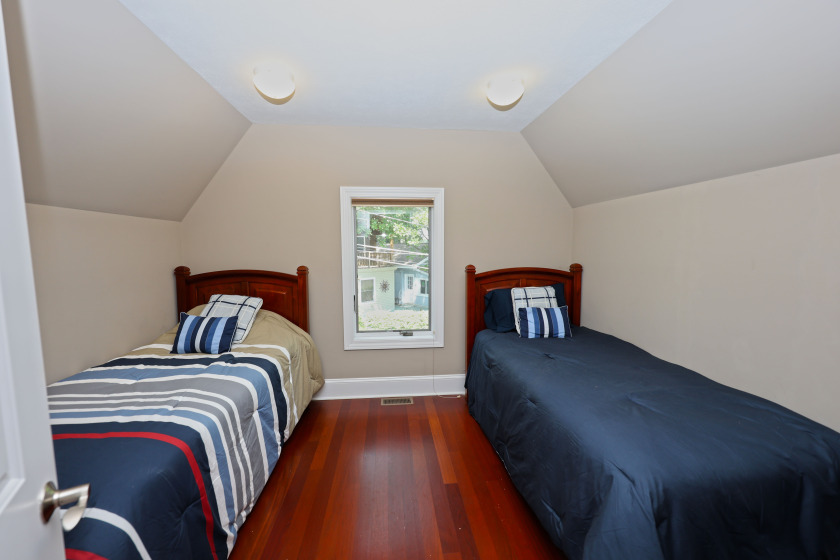 Beautiful Home on Magician Lake! SOLD - photo 20