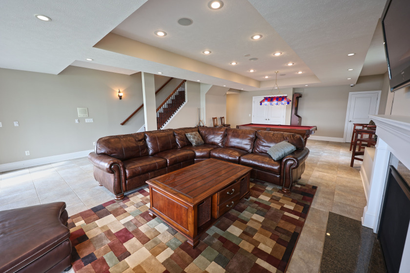 Beautiful Home on Magician Lake! SOLD - photo 11