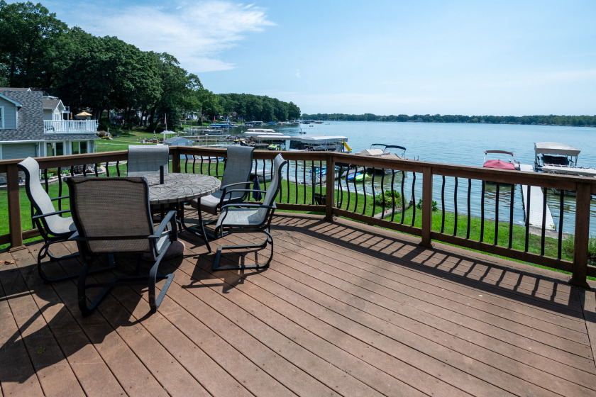 Beautiful Home on Magician Lake! SOLD - photo 29