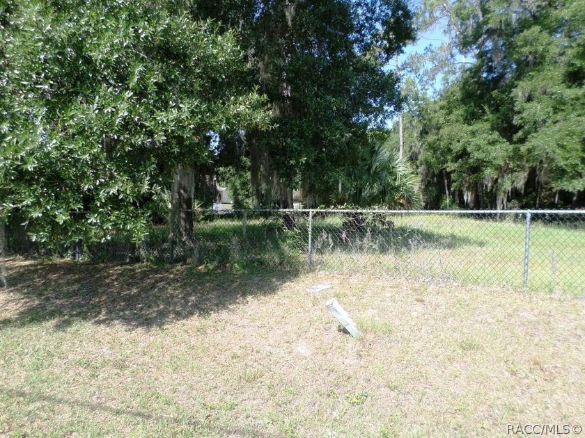 Fantastic opportunity to create your ideal residence on this - photo 3