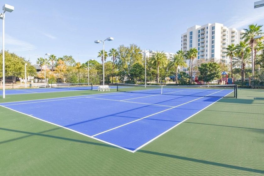 Meticulously maintained 2-bedroom junior suite at the highly - photo 21