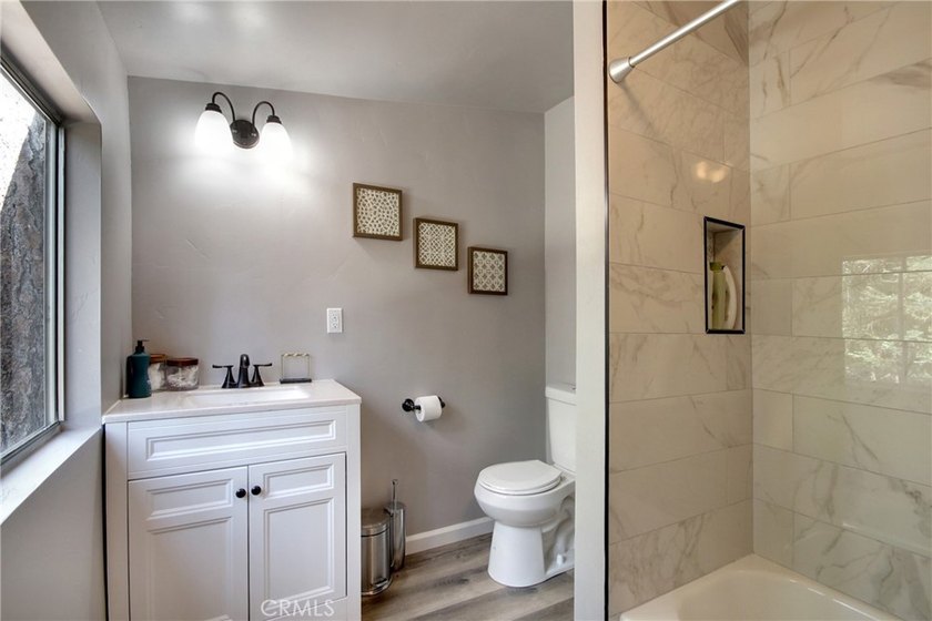 745 Eureka Dr - photo 22