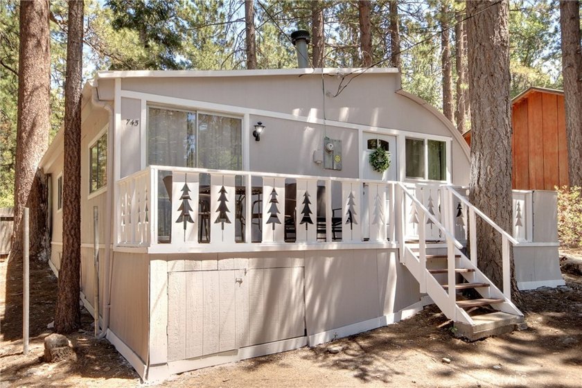 745 Eureka Dr - photo 26