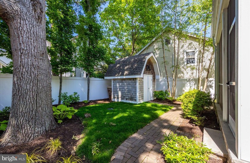 Perfectly positioned in the heart of highly sought-after South - photo 26