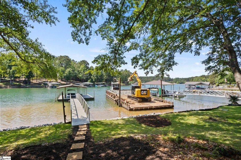Water front home on beautiful lake Keowee in Keowee Key with - photo 38