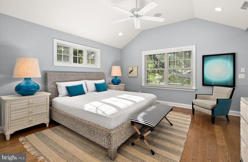 Perfectly positioned in the heart of highly sought-after South - photo 39