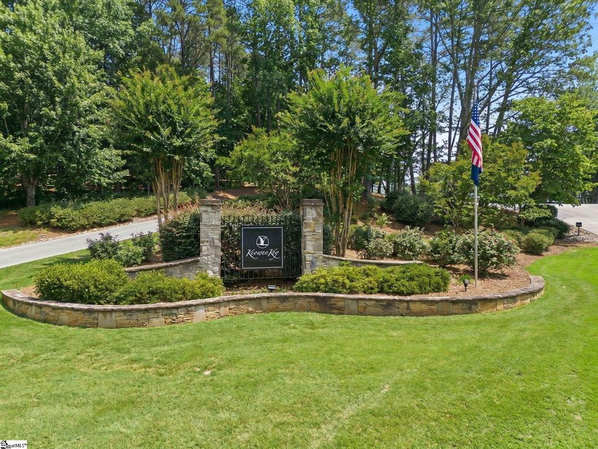 Water front home on beautiful lake Keowee in Keowee Key with - photo 46