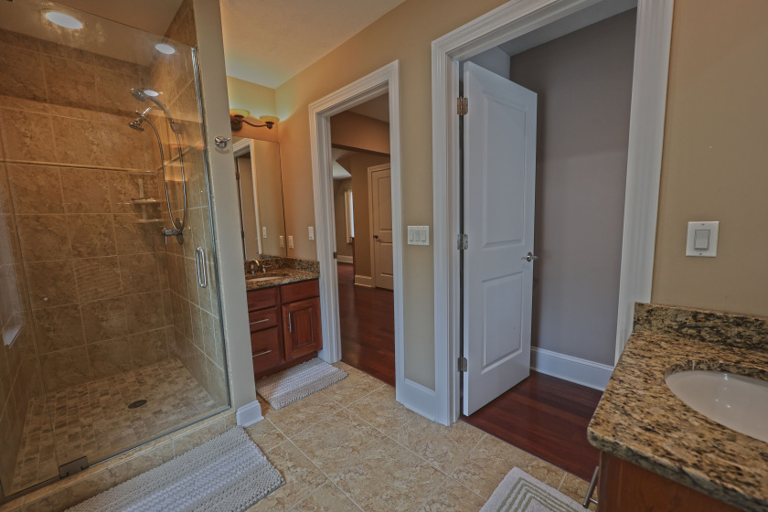 Beautiful Home on Magician Lake! SOLD - photo 23