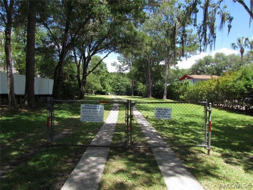 Fantastic opportunity to create your ideal residence on this - photo 8