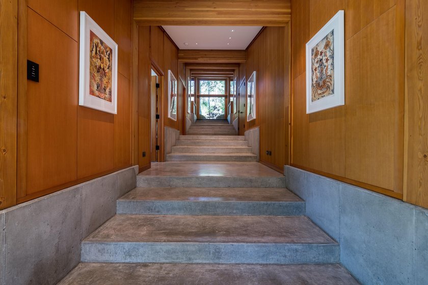 Built in 2004 and thoughtfully remodeled in 2023, this timeless - photo 3