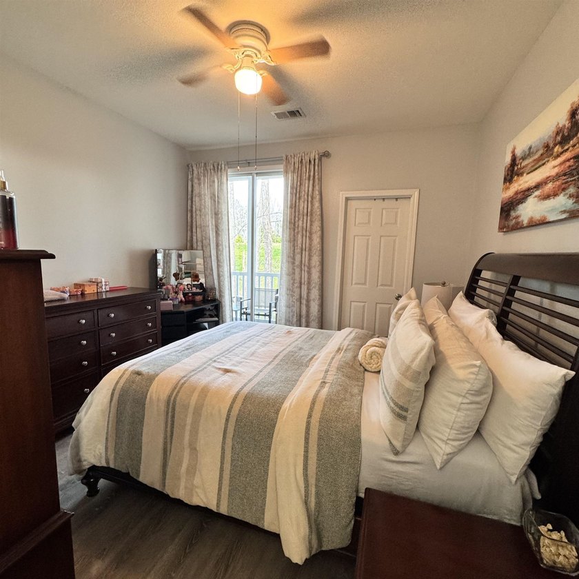Rare Gem!!!!!!Short and Long-term rent, and RB&amp;B at The Fairway - photo 17