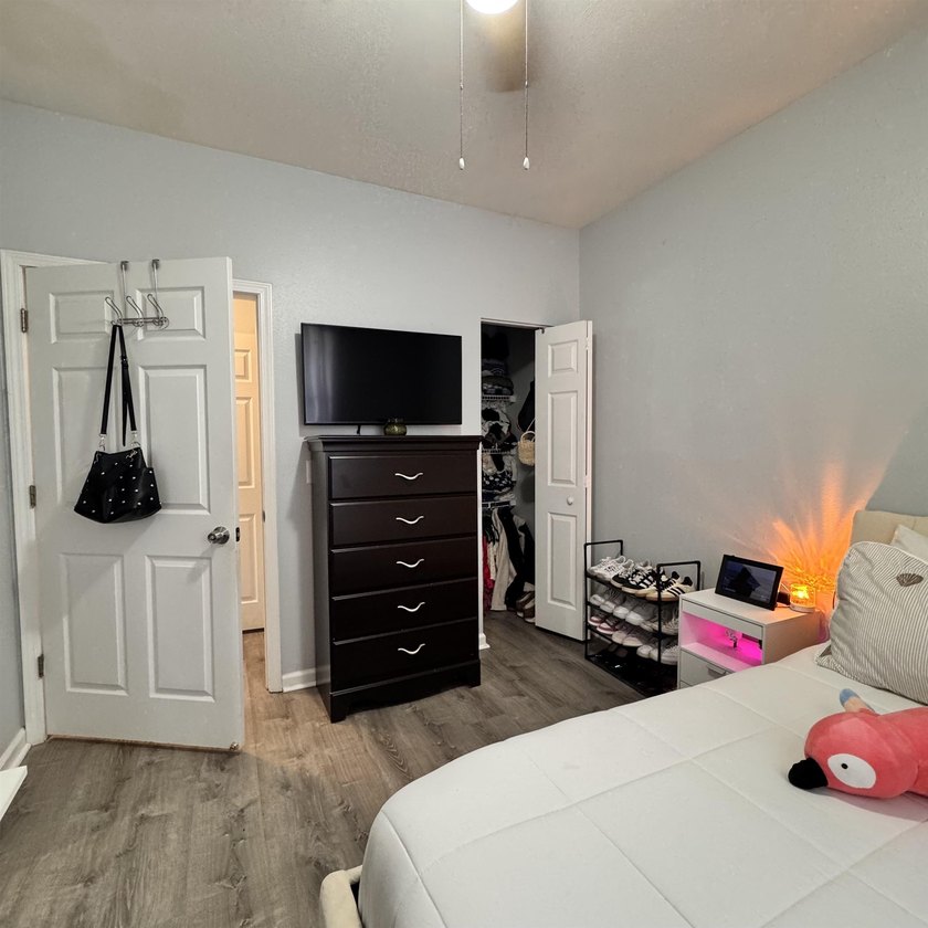 Rare Gem!!!!!!Short and Long-term rent, and RB&amp;B at The Fairway - photo 20