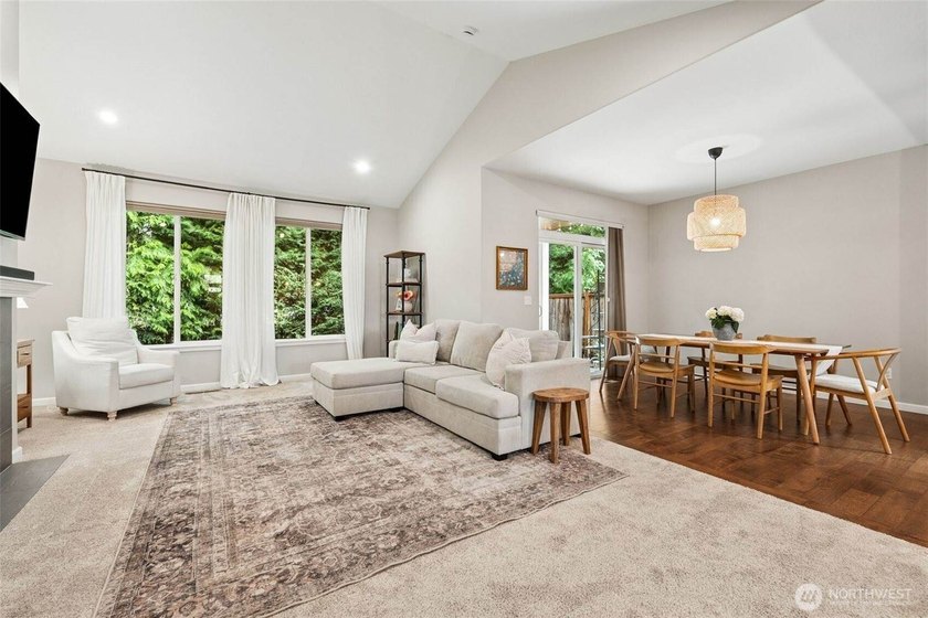 Welcome home to Evergreen Heights! Meticulously maintained and - photo 12