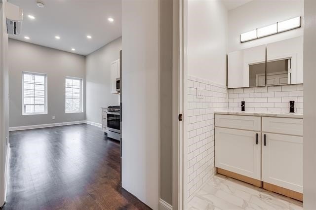 Calling all investors, business owners and house hackers! - photo 18