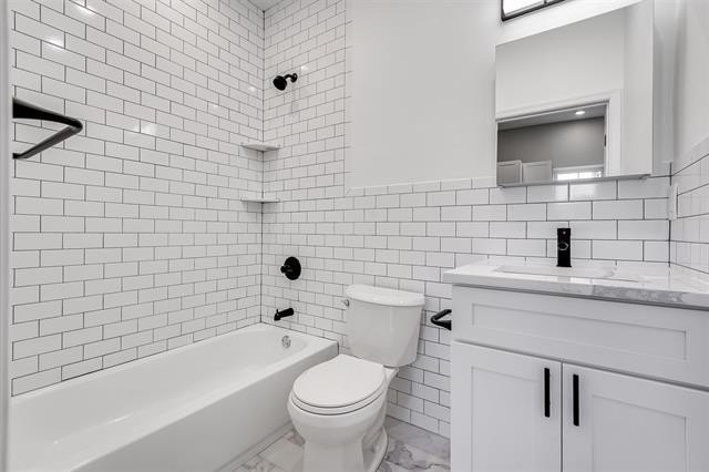 Calling all investors, business owners and house hackers! - photo 23