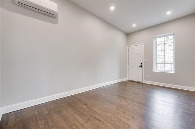 Calling all investors, business owners and house hackers! - photo 24