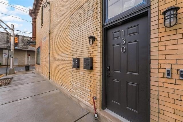 Calling all investors, business owners and house hackers! - photo 36