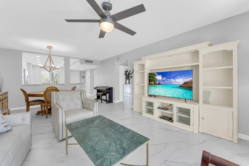 Stunning condo with pond and lake view. Enter to this beautifull - photo 19