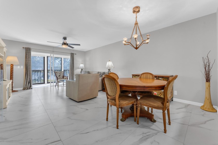 Stunning condo with pond and lake view. Enter to this beautifull - photo 23