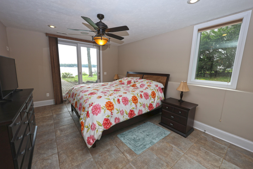 Beautiful Home on Magician Lake! SOLD - photo 6