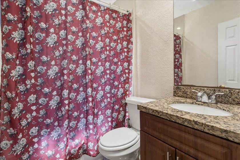 Looking for a 4-bedroom home with no HOA and an oversized lot - photo 13