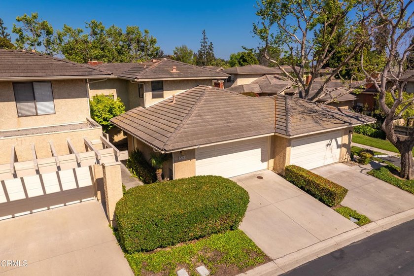 Charming La Ventana Townhome! Beautifully Maintained 3 Bedroom - photo 21