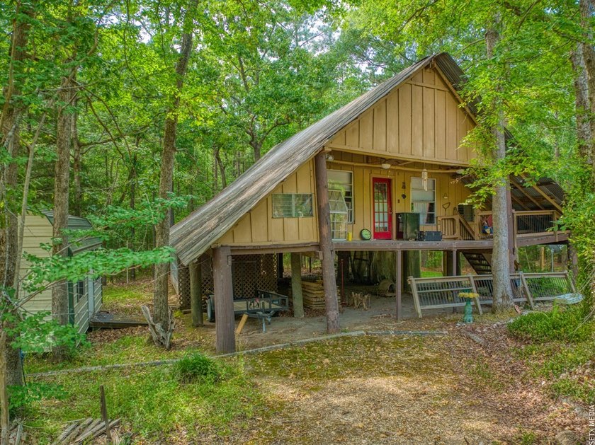 Luxury country living meets East Texas charm on this stunning 14 - photo 27