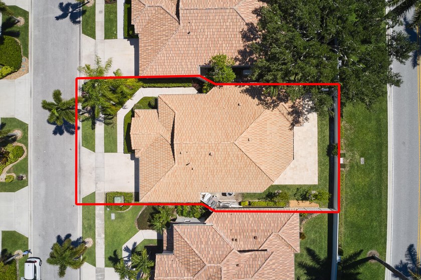 This completely reimagined 3-bedroom, 2-bath residence offers a - photo 31