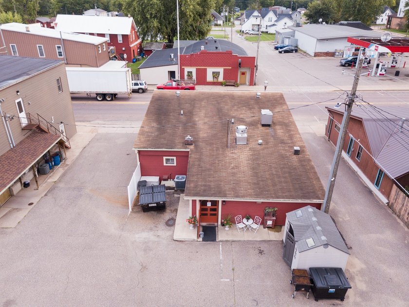 Own your own restaurant! Commercial property with a successful - photo 48