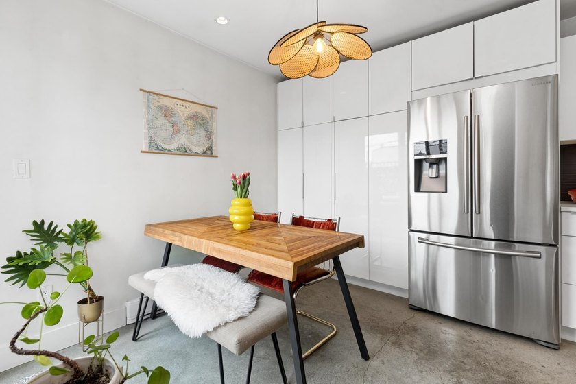 Welcome to St. George Place in the heart of Mount Pleasant. This - photo 10