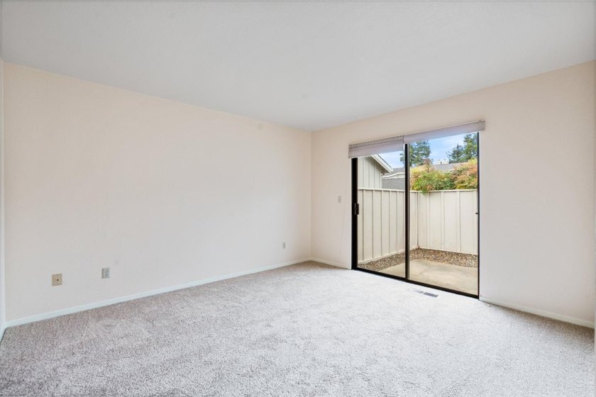 Rare, single story *Bluff* townhouse with incredible Southside - photo 19