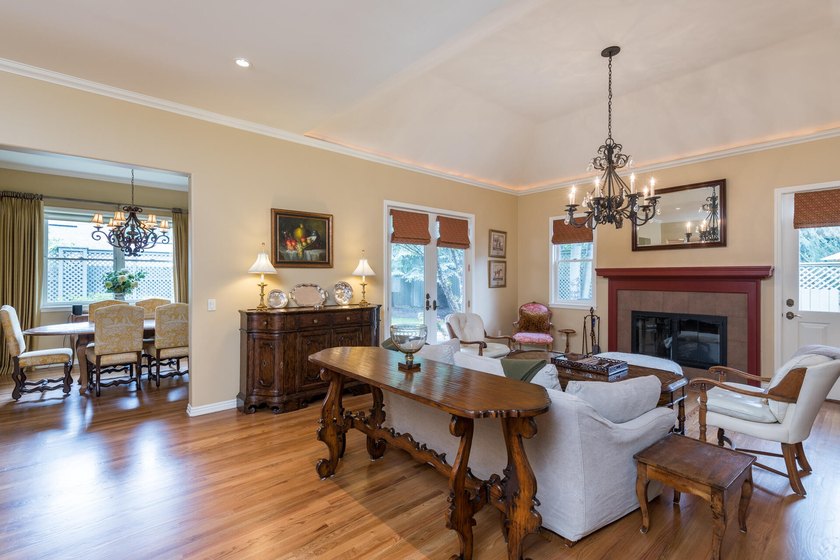 Set in one of Warm Springs' most ideal locations, this - photo 3