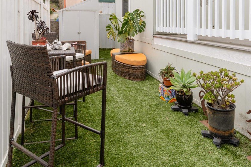 Where else can you buy a sweet, bright home that was built in - photo 10