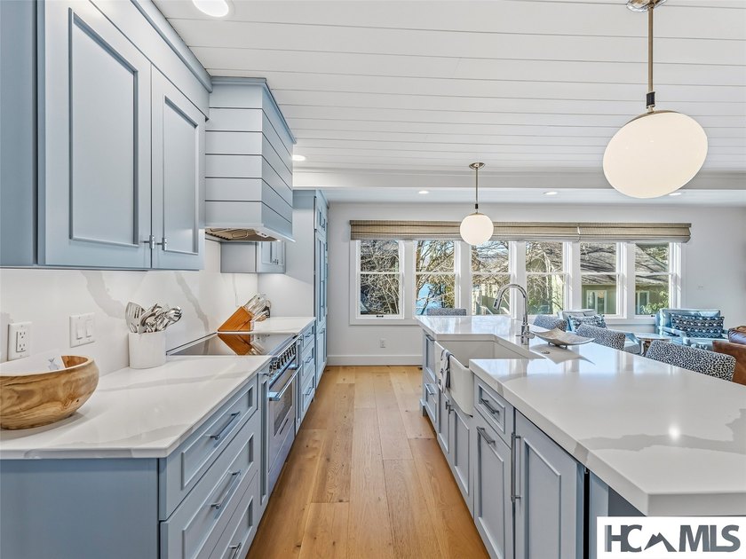 Modern Mountain Charm in Lake Toxaway Estates Experience - photo 12