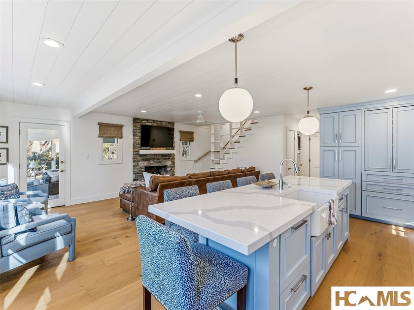 Modern Mountain Charm in Lake Toxaway Estates Experience - photo 13