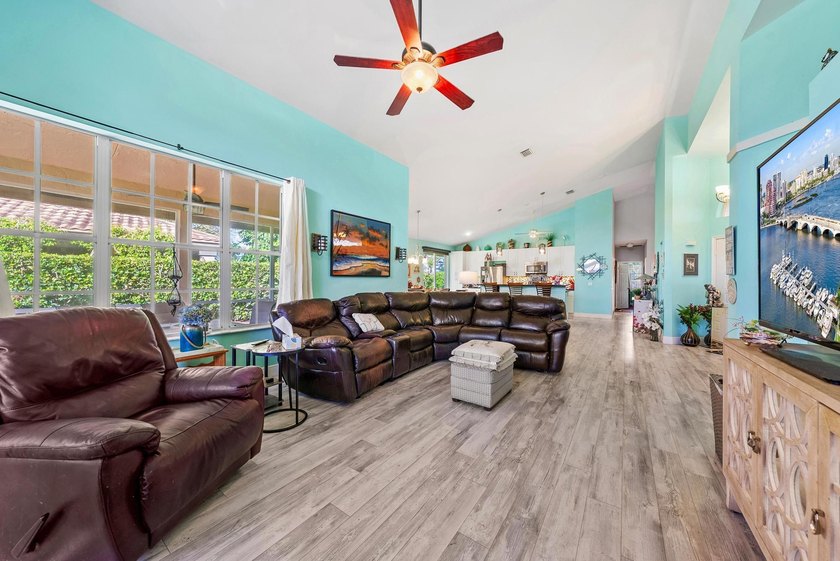 SELLER MOTIVATED, ALL OFFERS WILL BE CONSIDERED, OWNER WILL MAKE - photo 6