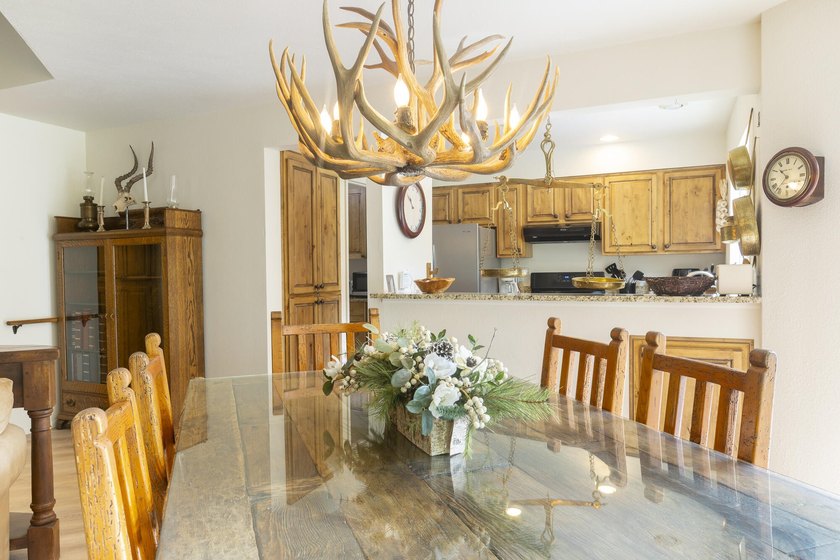 Very private small subdivision- homes aren't available for sale - photo 6