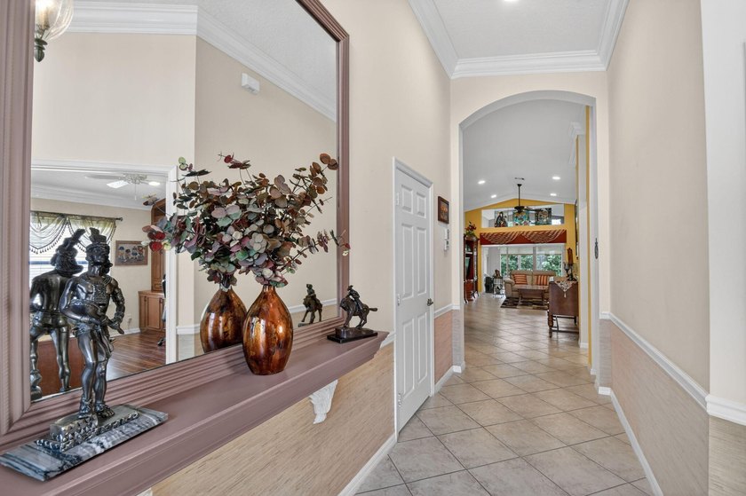 Enjoy the best of 55+ living at Bellaggio in this beautifully - photo 3