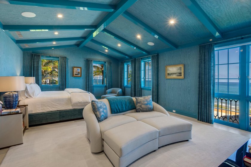 A rare opportunity to purchase a one of a kind 8,645 sq. ft - photo 14