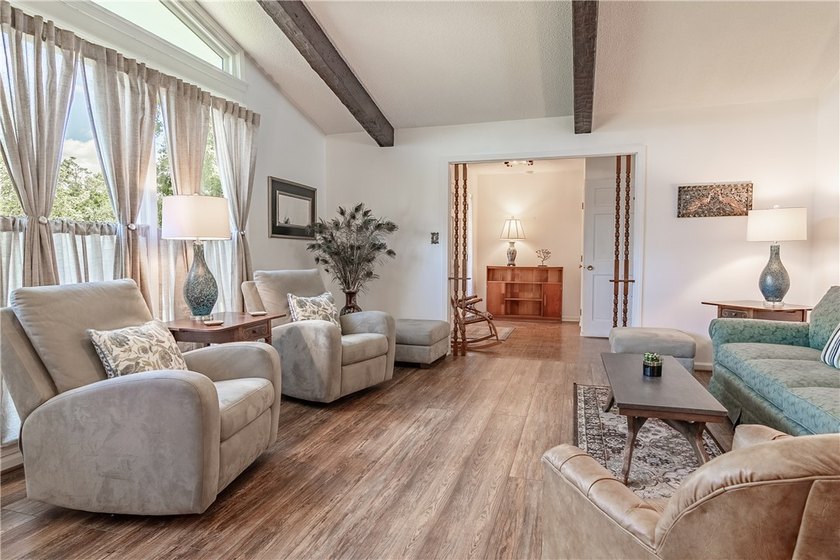 Spacious Brick Ranch with Salt-Water Pool in T.L. Hanna - photo 23